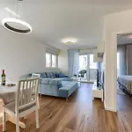 Moderan Kondominij + Terasa Apartment Zadar