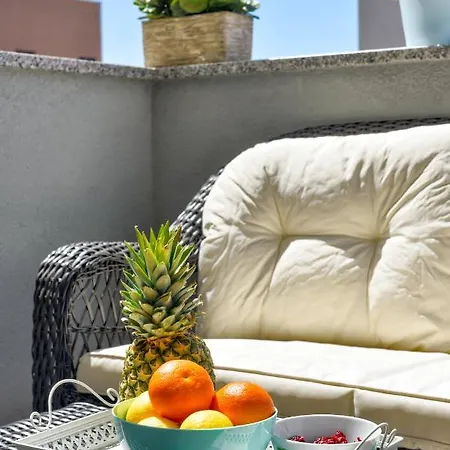 Moderan Kondominij + Terasa Задар